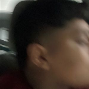 Meet your Posher, Emmanuel